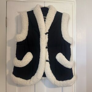 Ienki Ienki vest